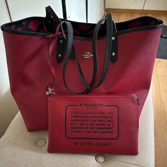 Coach Tote - Picture 1 of 3